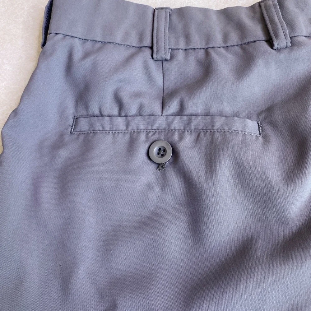 Snake Eyes Mens 36 Golf Shorts Gray Dry-18 Performance Flat Front Tech Pockets